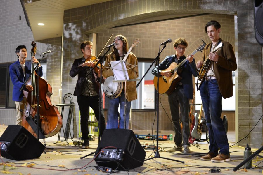 Hurricane Hill: Five Students Bluegrass Band